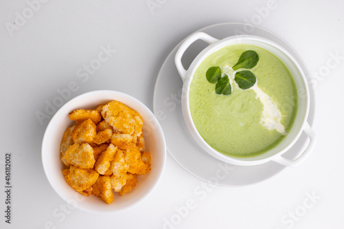 soup with crackers 