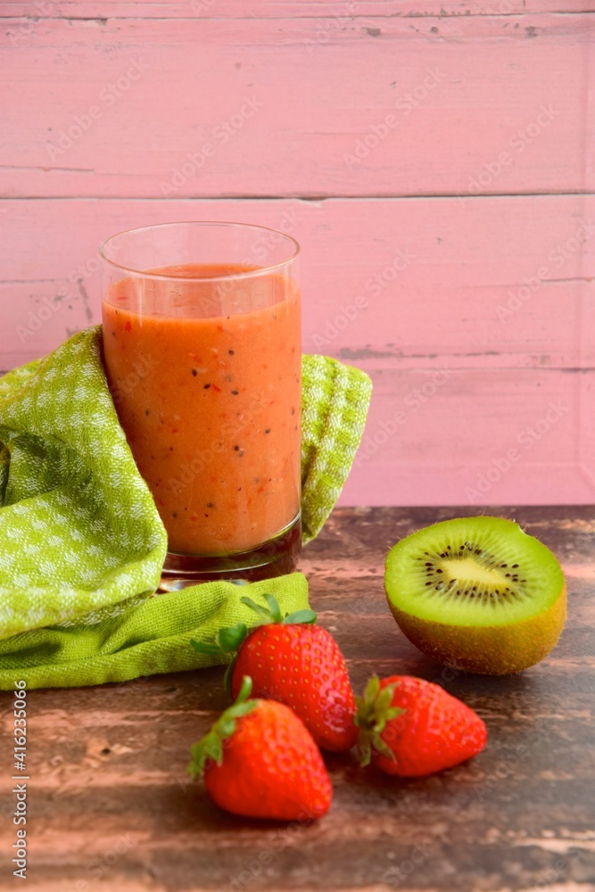 Fresh strawberry kiwi smoothie drink. Fresh strawberry kiwi smoothie drink.