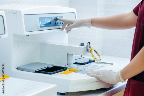 Waxing samples in laboratory, Histological examination (biopsy) © andrew_shots