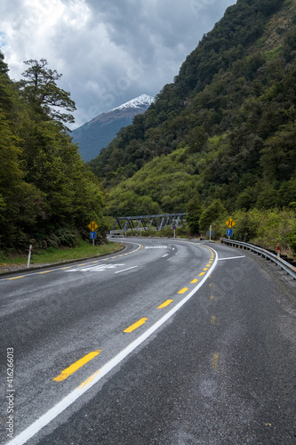 road to the mountains © stp23