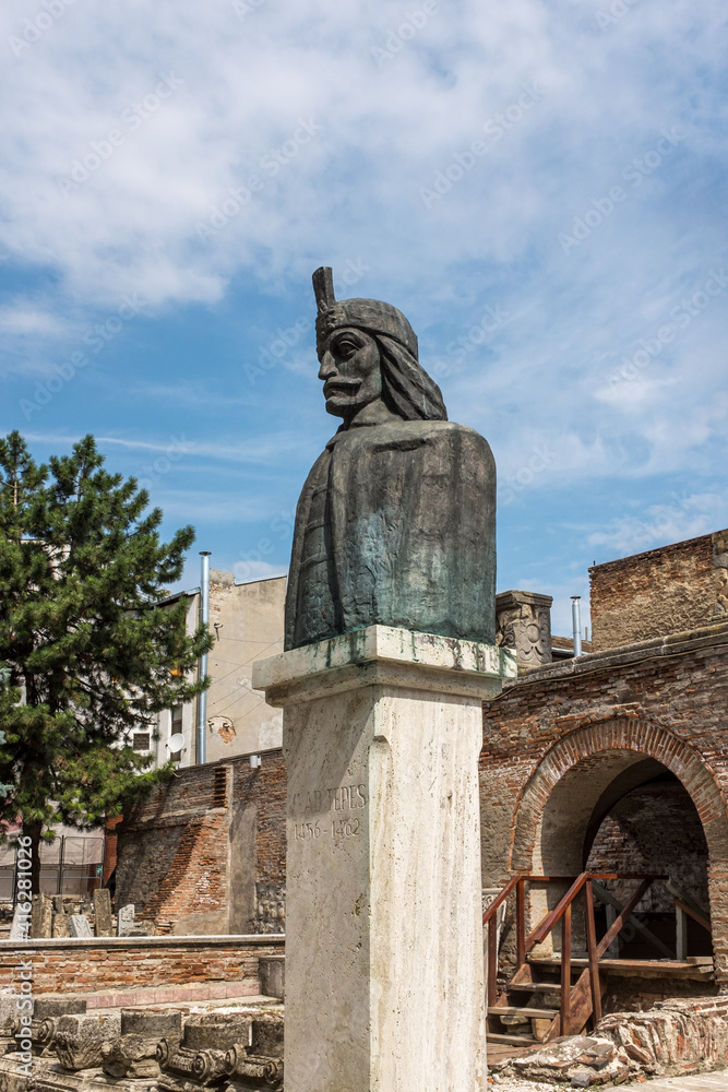 Fototapeta premium A statue of Vlad the Impaler in Bucharest
