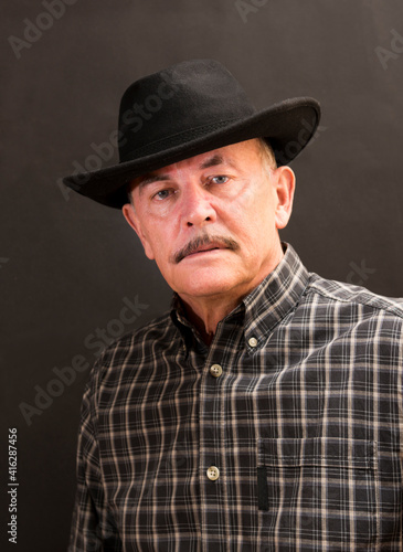 Cowboy in black hat