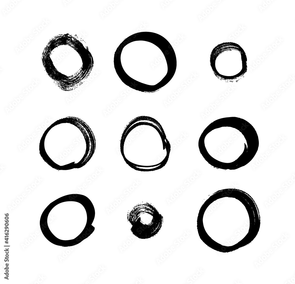 Vector art illustration grunge circle. Set of hand drawn paint object for design use. Abstract brush drawing Vector art illustration grunge circle. Set of hand drawn paint object for design use. Abstract brush drawing