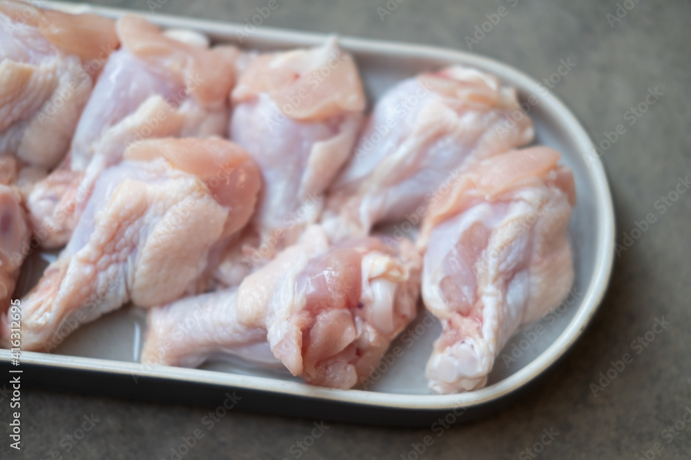 Raw chicken drumsticks for is various cooking as boiled, grill and fried