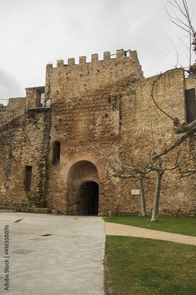Gate of the Clock Tower in the wall of Buitrago de Lozoya.