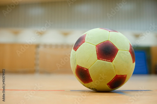 Hallenfussball