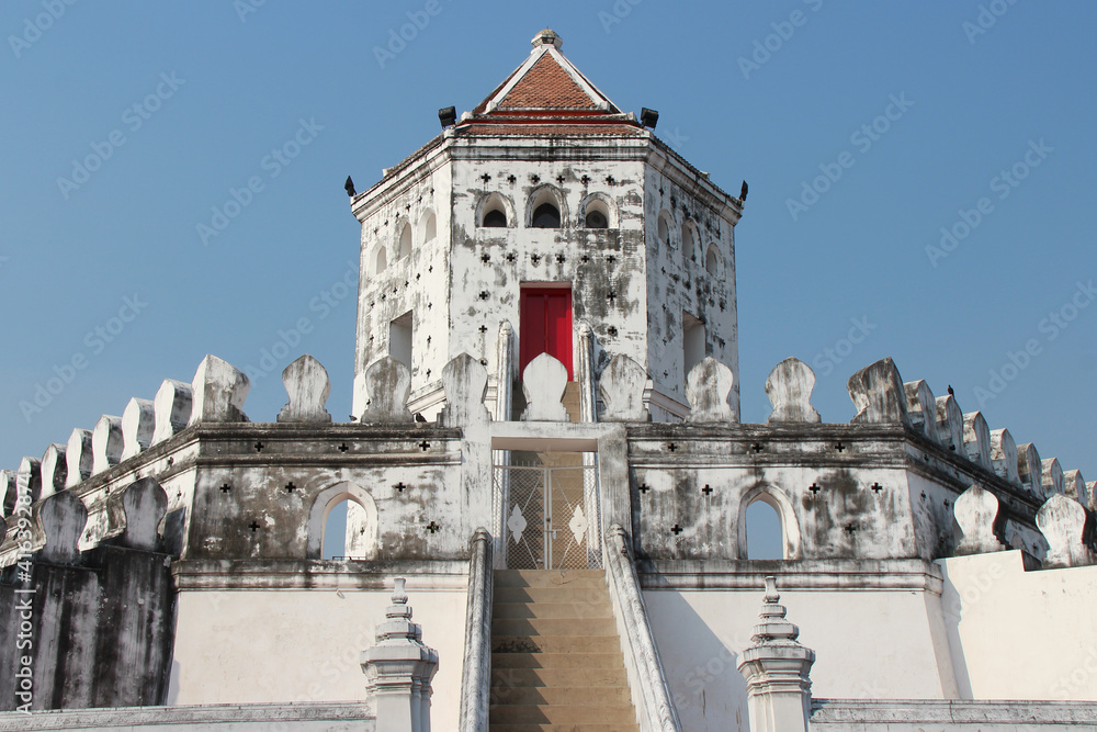 Fototapeta premium phra sumen fort in bangkok (thailand)