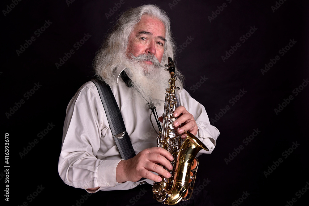Fototapeta premium músico saxofonista