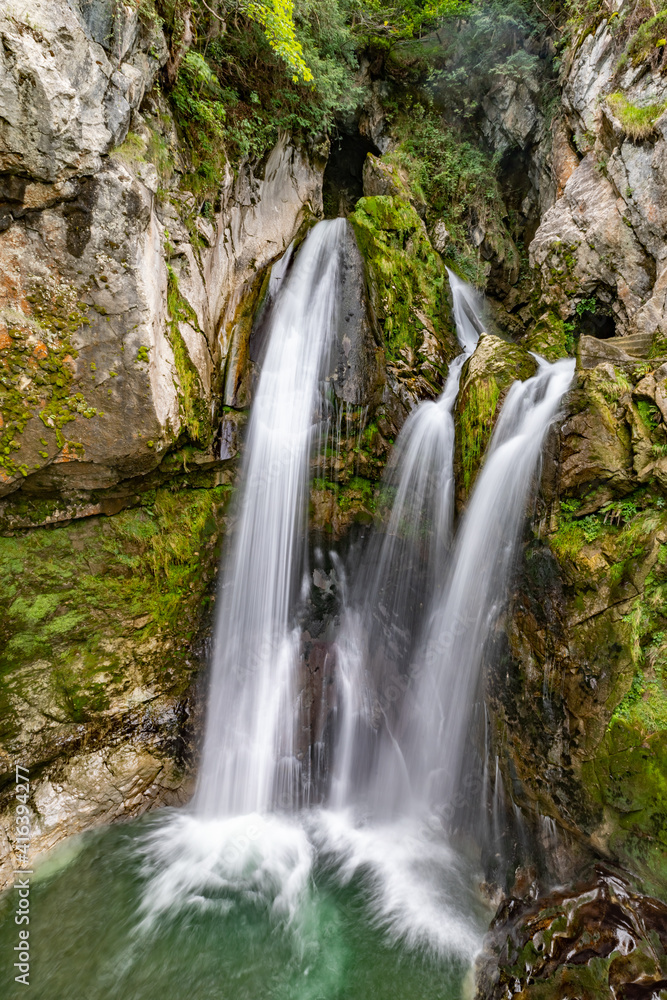Risleten-Schlucht am Vierwaldstättersee Risleten-Schlucht am Vierwaldstättersee