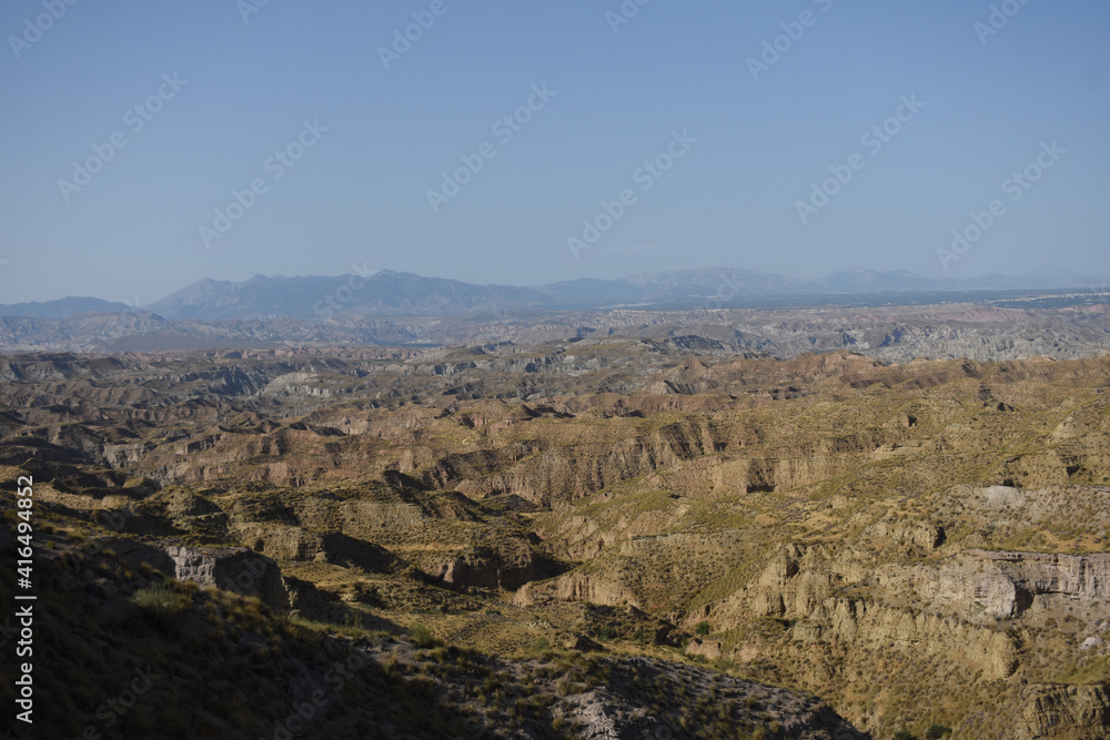 Desierto de Gorafe en granada con importantes formaciones geológicas y bonitos paisajes
