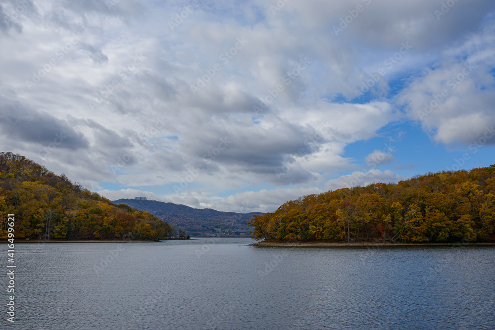北海道洞爺湖の紅葉