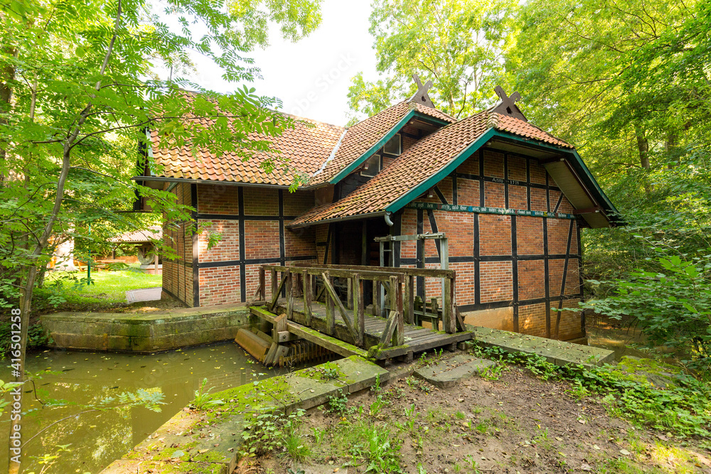 Wassermühle Harrienstedt, Gemeinde Raddestorf, Deutschland Wassermühle Harrienstedt, Gemeinde Raddestorf, Deutschland