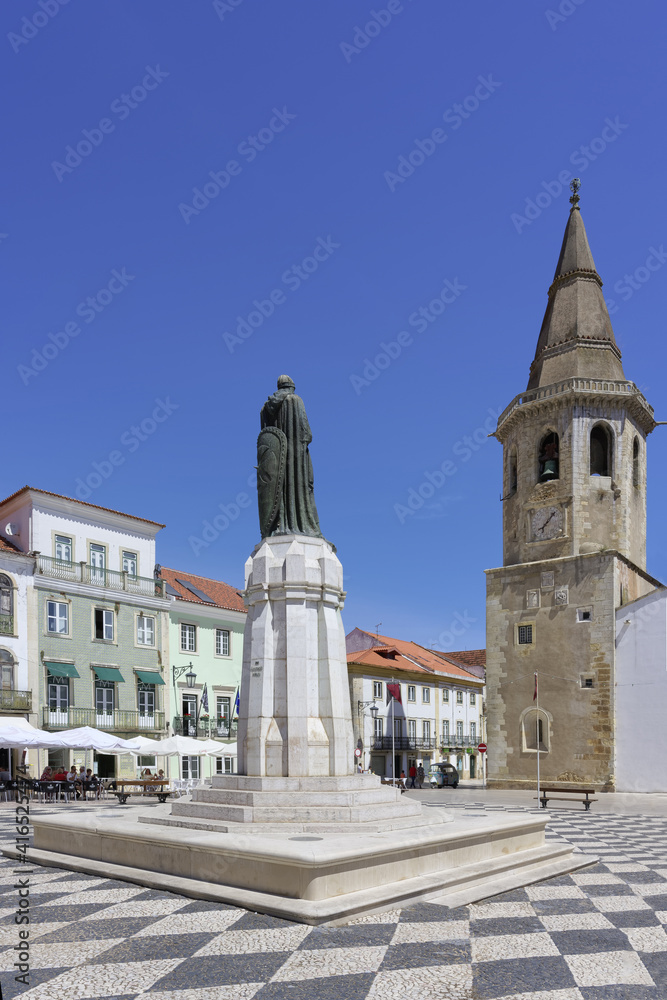 Saint John the Baptist Church, Gualdim Pais statue on Republic square, Tomar, Santarem district, Portugal