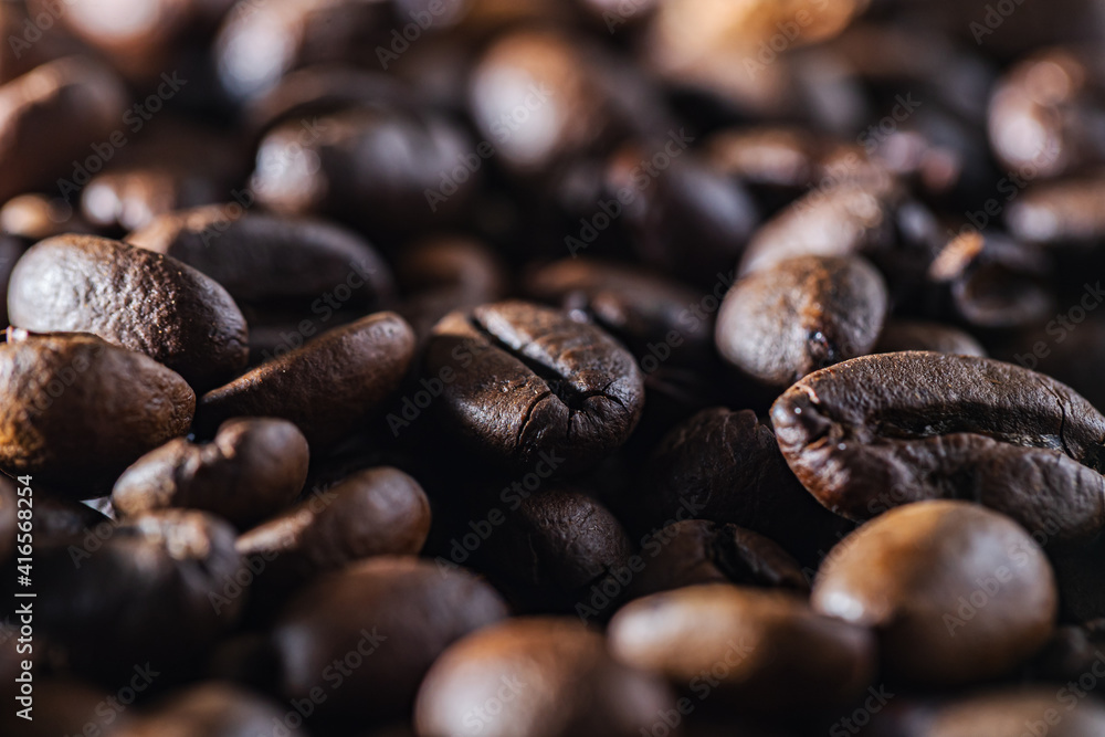 Fototapeta premium coffee beans close up