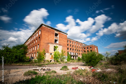 Abandoned brick building at blue sky © Zsolt Biczó
