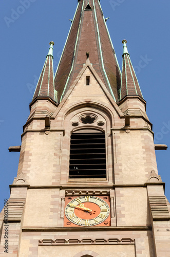 Matthäus, sculpute, Matthäuskirch, Matthhäusplatz, Müllheimerstrasse, Basel, Schweiz photo