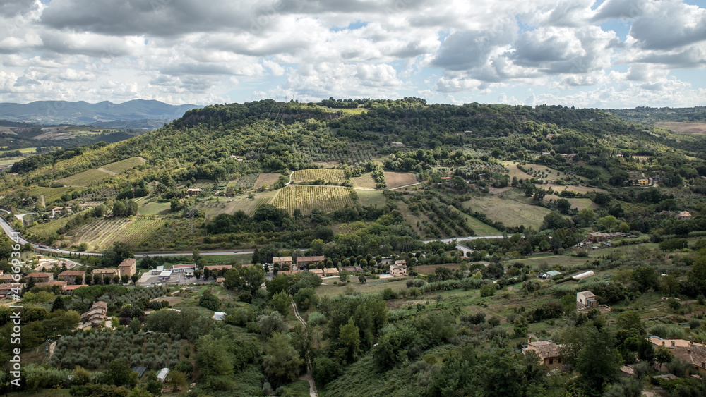 Naklejka premium Very beautiful rural landscape in Tuscany, north Italy during summer.