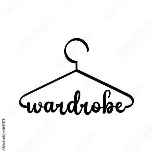 Logotipo con texto manuscrito wardrobe con forma de percha escrito a mano con lineas en color negro