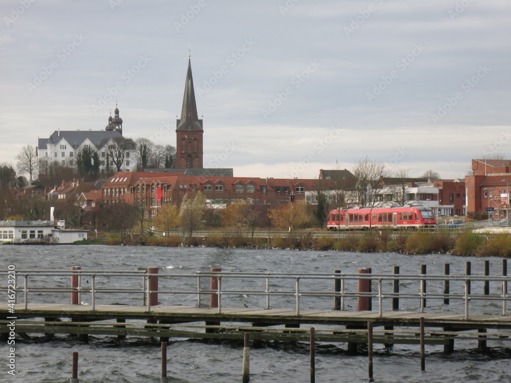 Fototapeta premium stadt am see