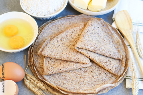 Tableau sur toile A traditional French region of savory Buckwheat Galettes Bretonnes with eggs, fl