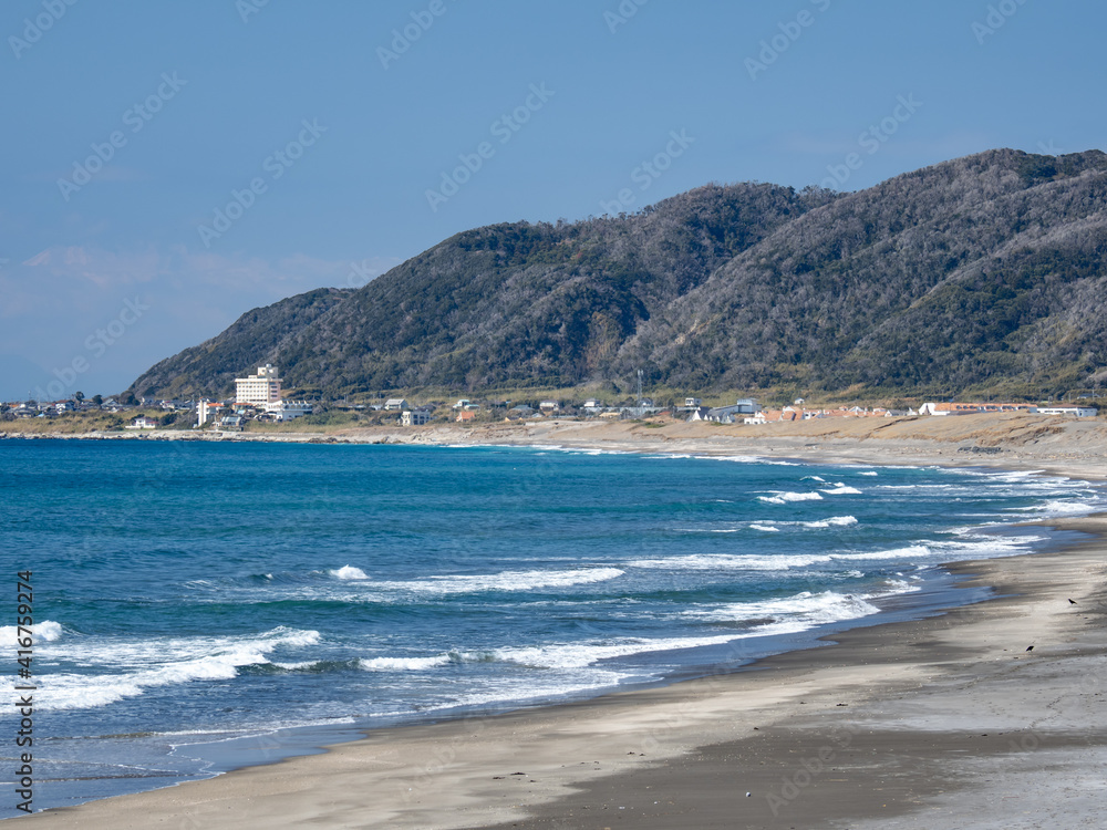 快晴の館山市　平砂浦海岸の風景　3月