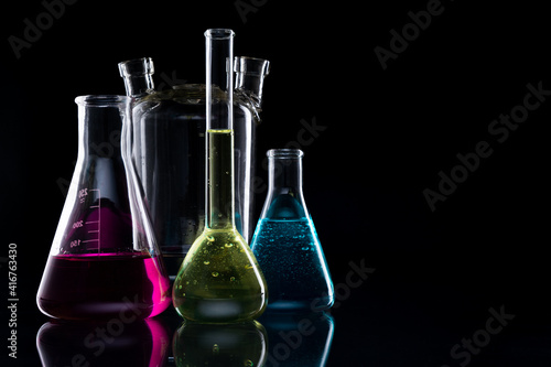 Image of glass vessels. Flasks.