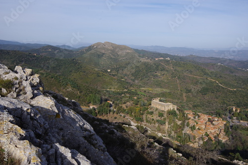 Wallpaper Mural ancien village médiéval et château de Castelnou dans les Pyrénées catalanes de Sud de France Torontodigital.ca