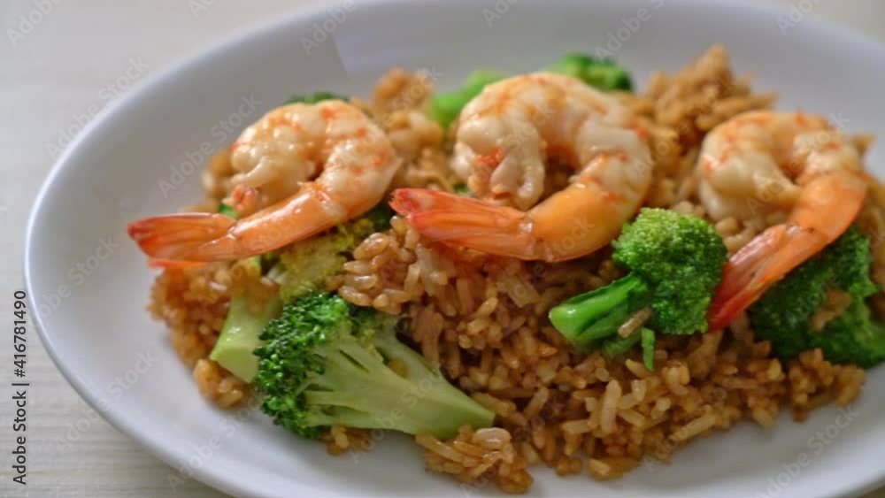 fried rice with broccoli and shrimps - Homemade food style fried rice with broccoli and shrimps - Homemade food style