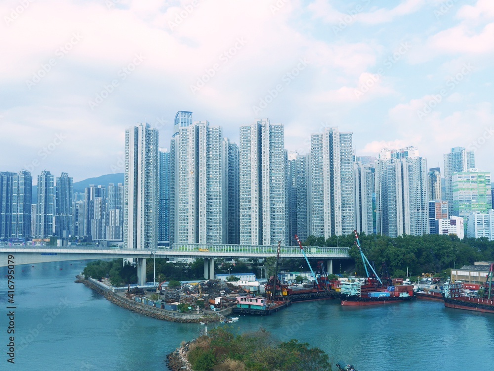 Fototapeta premium 香港の高層マンション（タワーマンション）