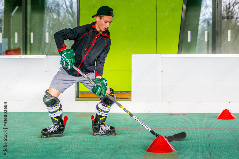Obraz premium Inline skating, young man skating inline