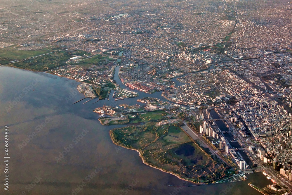 Landing path to Ezeiza EZE Buenos Aires International Airport. Reserva Ecologica, Puerto Madero and Casa Rosada in the lower right.