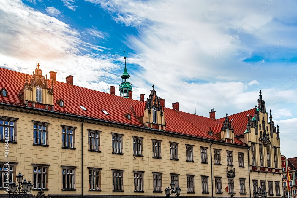 Obraz premium Beautiful colorful facades of antique building at Wroclaw, Poland 