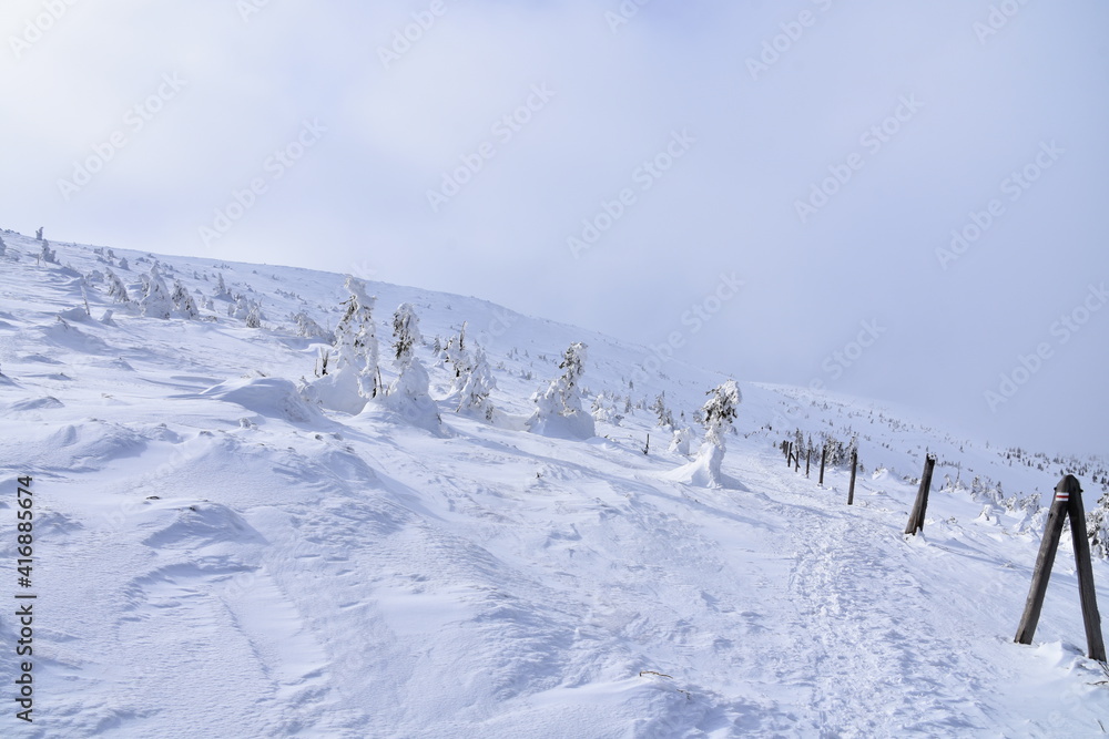 Karkonosze, zima, śnieg, warunki na szlakach, Sudety