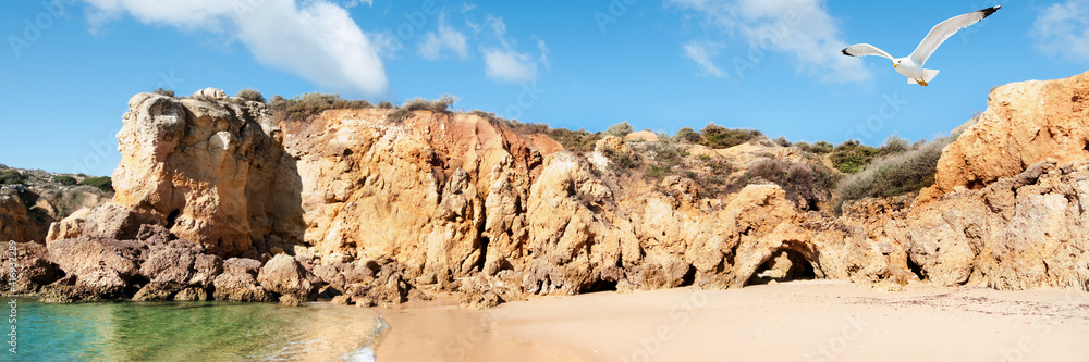 Fototapeta premium Golden beaches of Albufeira, Portugal