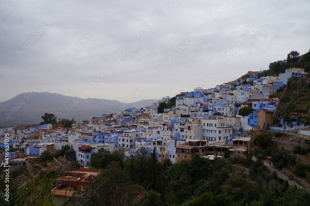 モロッコのシャウエンにあるメディナ青の街