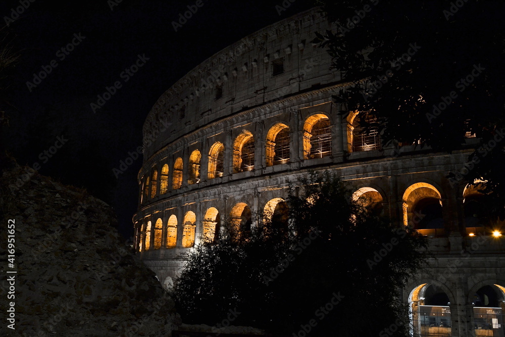 colosseum at night detail