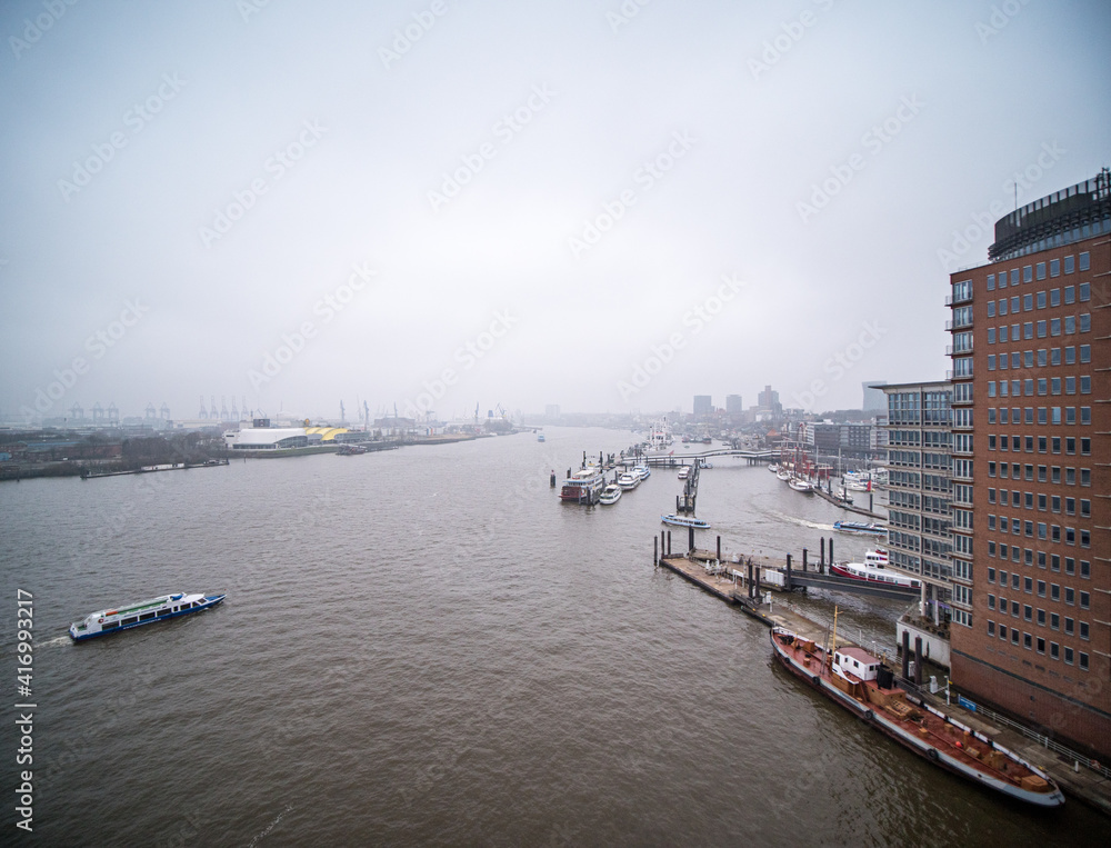 Naklejka premium Port Hamburg