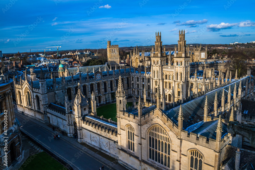 images of the historic Oxford city with its surrounding universities.