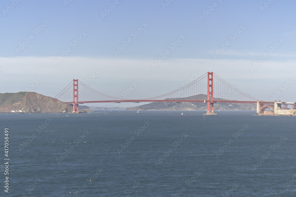 Fototapeta premium San Francisco Landmark from Famous Overlook