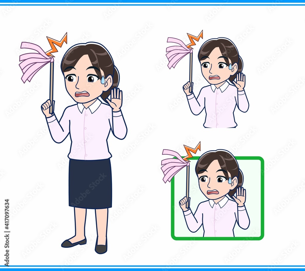 ピンクのYシャツを着た女性