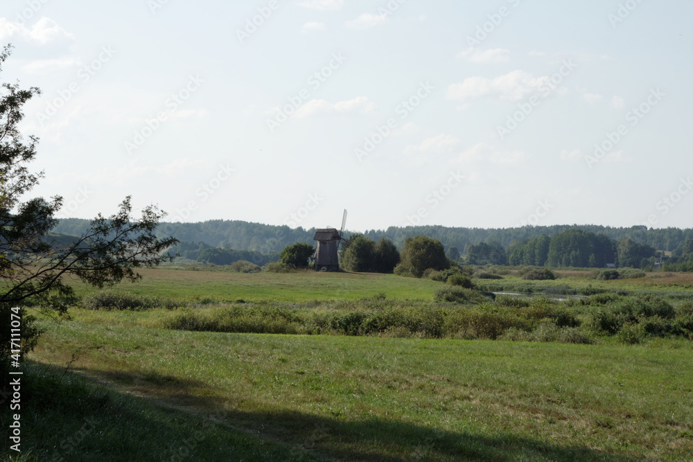 Obraz premium Old mill by the river