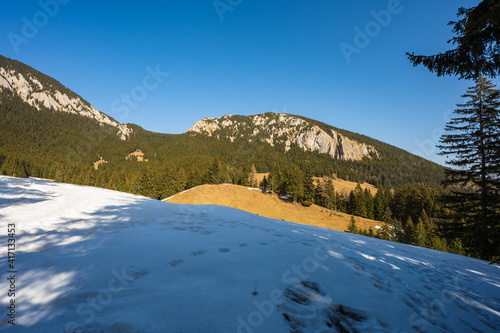 Obraz na płótnie winter landscape in the Romanian mountains w salonie