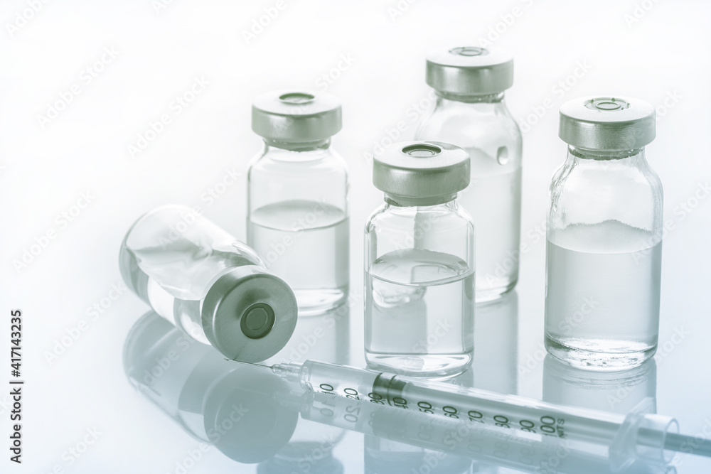 syringe and medicine bottle for injection syringe and medicine bottle for injection