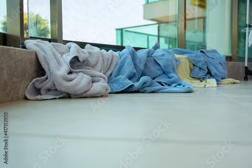 Side view for towels on the floor