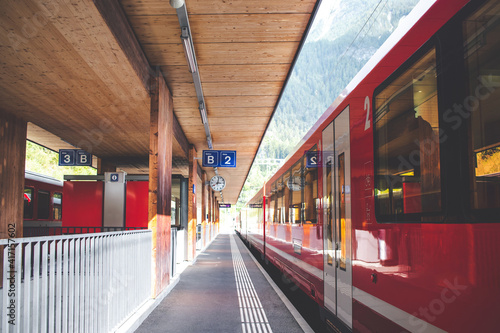 Obraz na płótnie Train departing from the station in Switzerland w salonie