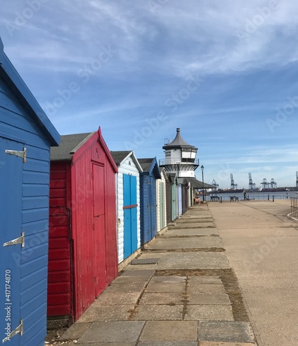 Harwich Grafschaft Essex Hafenstadt in England mit Hütten Holzhütten Kabinen Umkleidekabinen am Strand Ärmelkanal