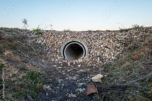 Wallpaper Mural water drainage  Torontodigital.ca