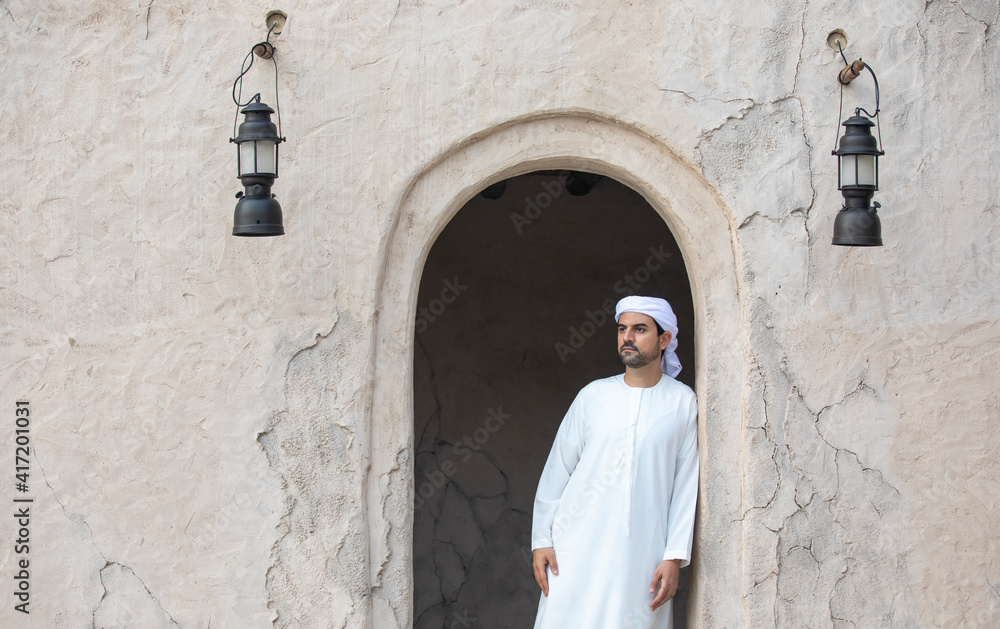 Naklejka premium arab man in historic Dubai