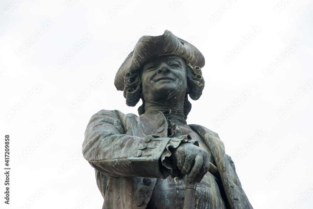 Statues of Carlo Goldoni, comedy writer, City of Venice, Italy, Europe