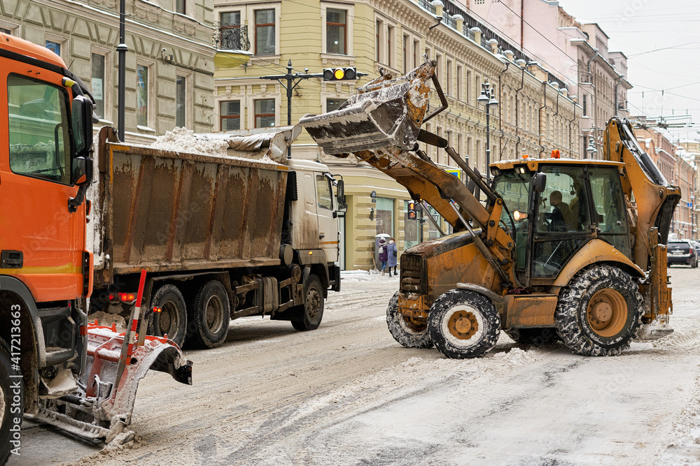 Snow removal on the streets of the most painful European city